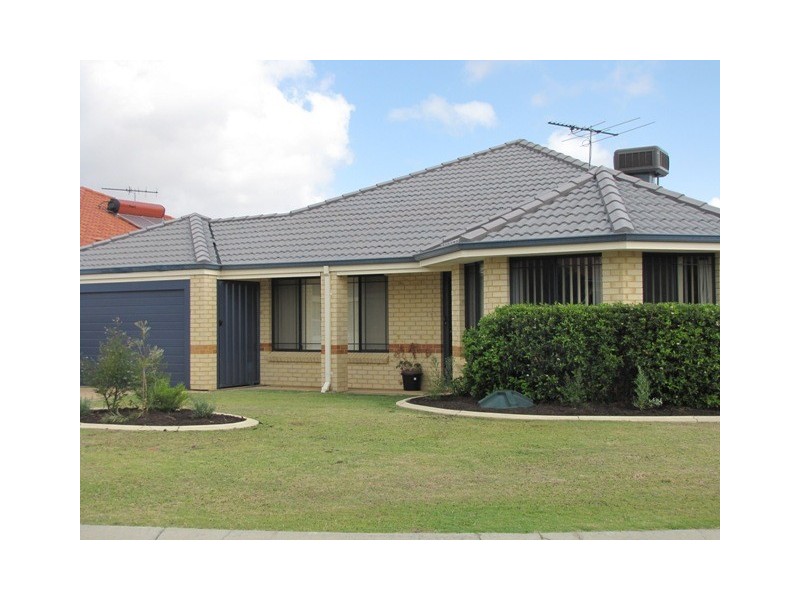 4 Carramup Circle, Port Kennedy WA 6172
