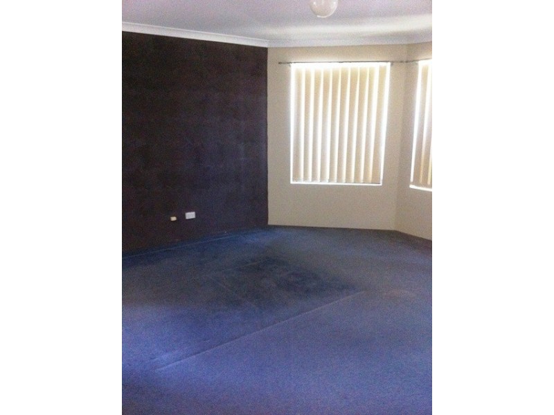 4 Carramup Circle, Port Kennedy WA 6172