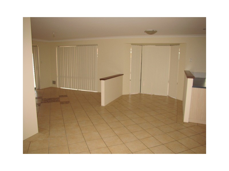 16 Pimento Circle, Port Kennedy WA 6172