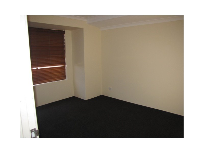 16 Pimento Circle, Port Kennedy WA 6172