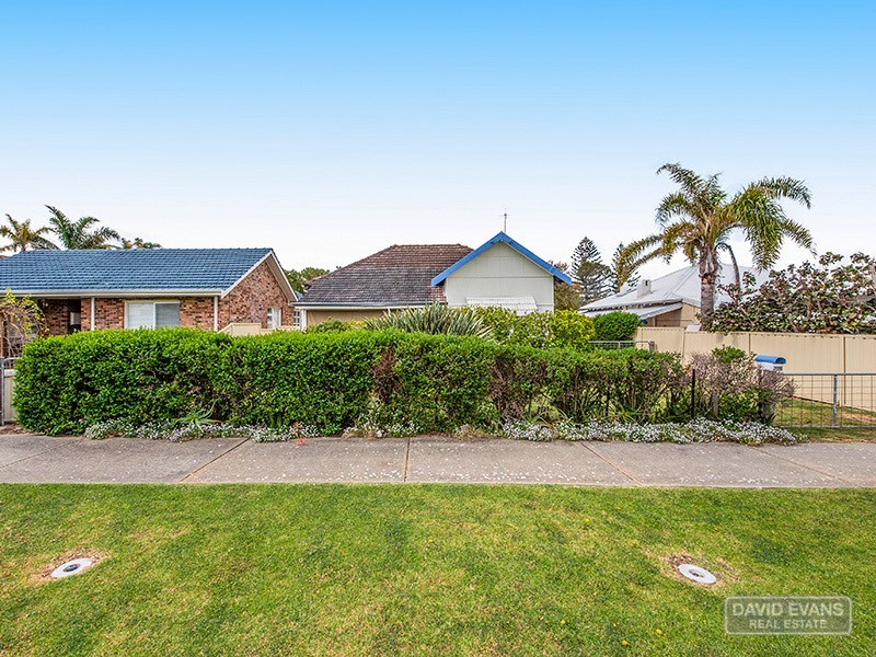 26 Florence Street, Rockingham WA 6168