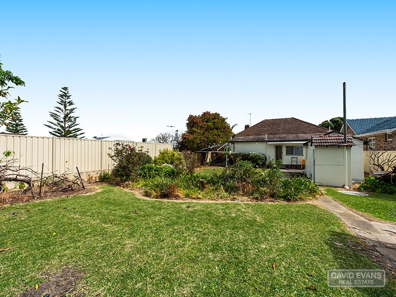 26 Florence Street, Rockingham WA 6168
