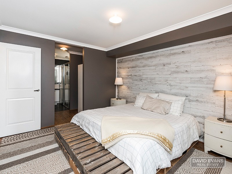 124 Sapphire Chase, Wellard WA 6170