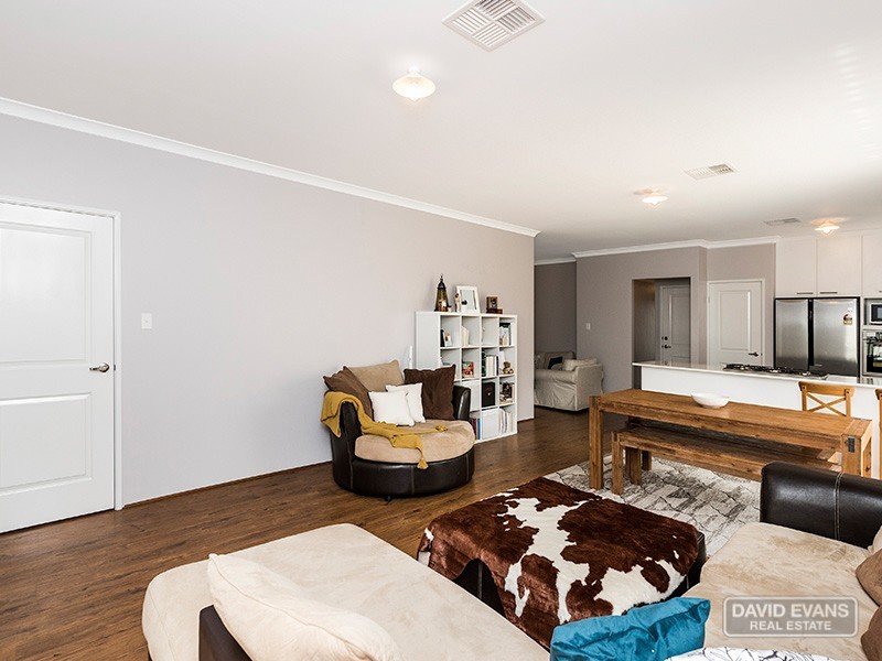 124 Sapphire Chase, Wellard WA 6170