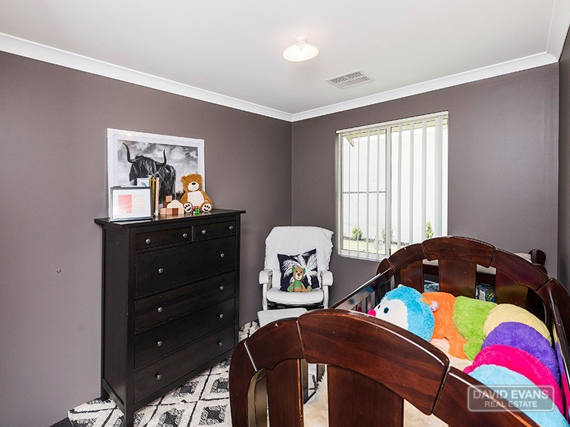 124 Sapphire Chase, Wellard WA 6170