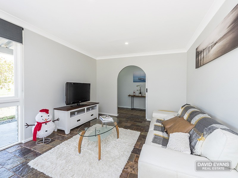 2 Merilup Court, Hillman WA 6168