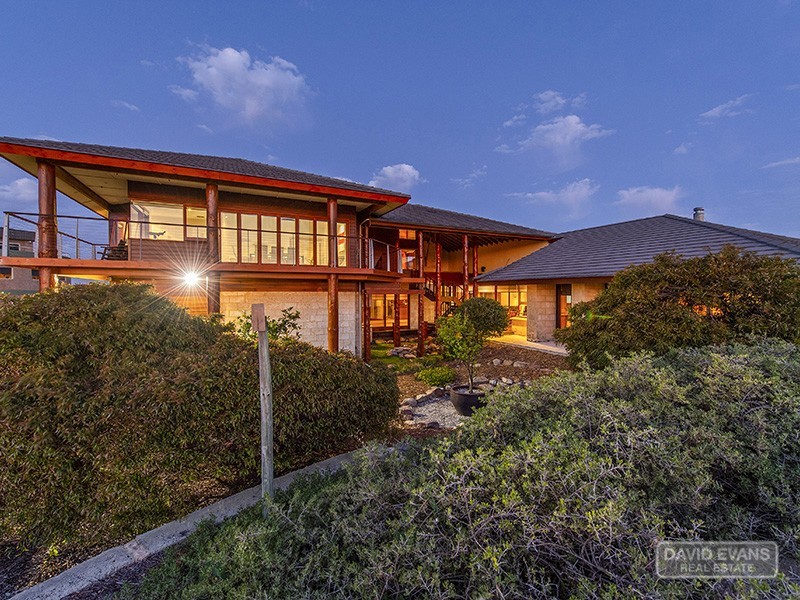 18 Pembroke Court, Warnbro WA 6169