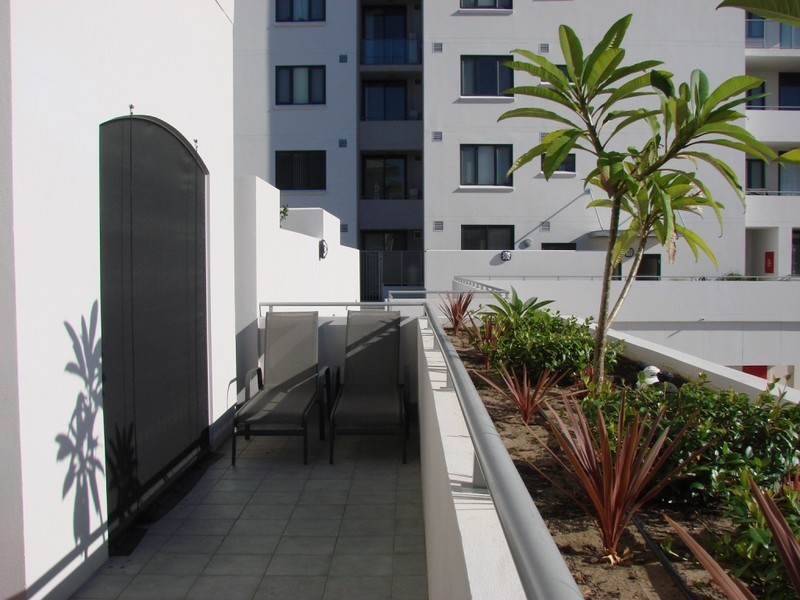 68/18-24 Kent Street, Rockingham WA 6168