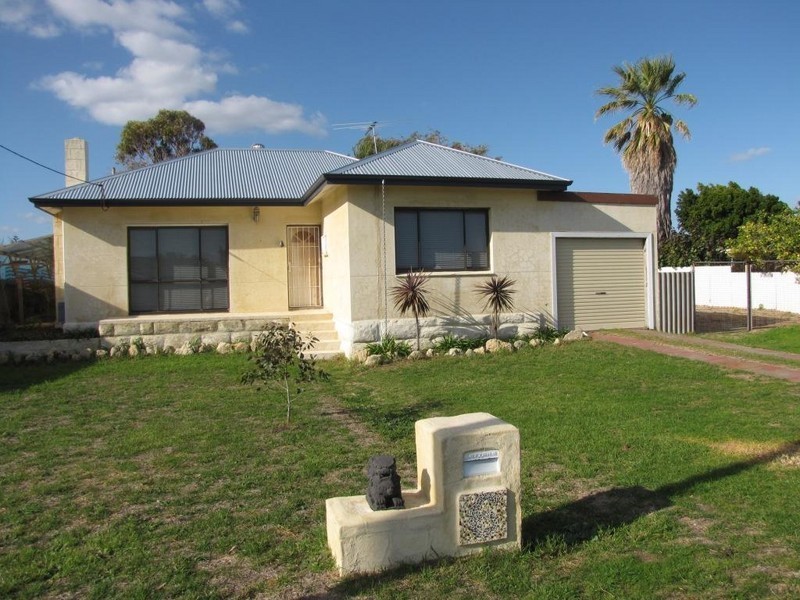 6 Wavelea Street, Safety Bay WA 6169