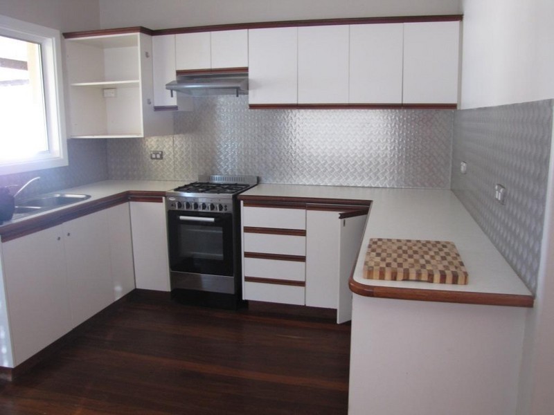 6 Wavelea Street, Safety Bay WA 6169