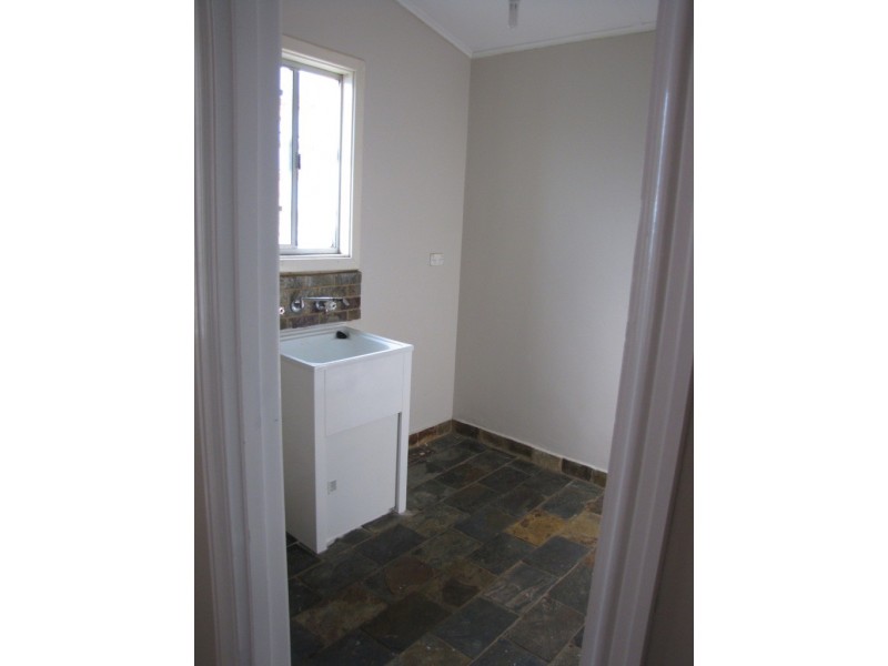 6 Wavelea Street, Safety Bay WA 6169