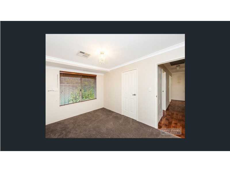 11 Trevino Drive, Port Kennedy WA 6172