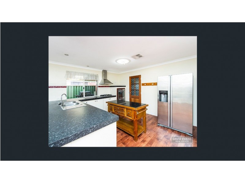 11 Trevino Drive, Port Kennedy WA 6172