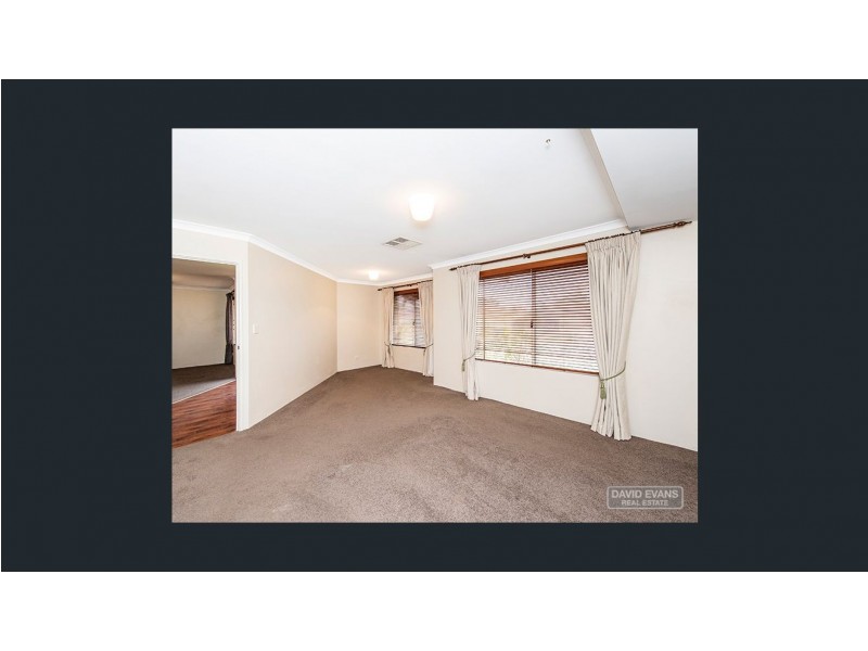 11 Trevino Drive, Port Kennedy WA 6172