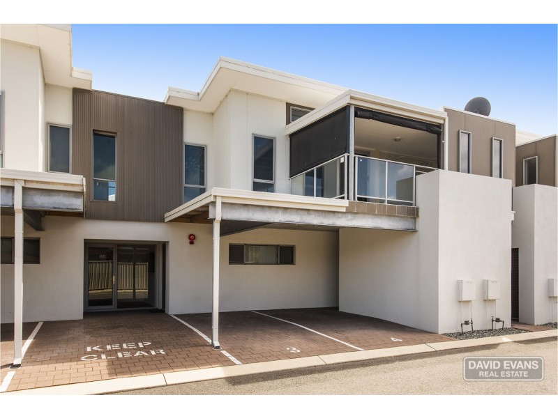 4/128 Safety Bay Road, Shoalwater WA 6169