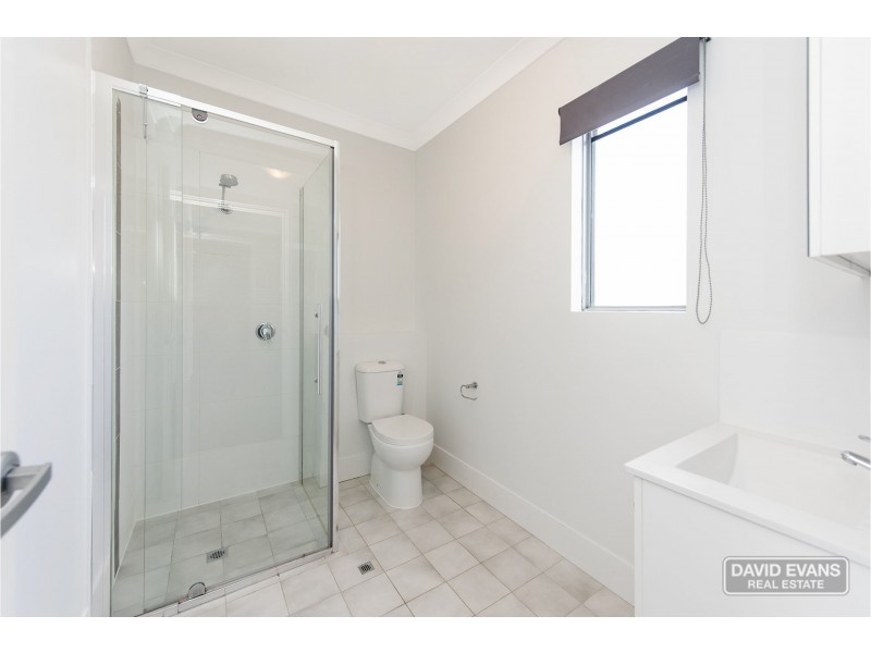 4/128 Safety Bay Road, Shoalwater WA 6169