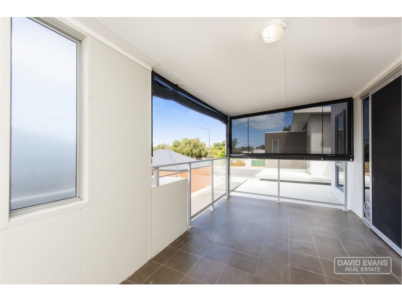 4/128 Safety Bay Road, Shoalwater WA 6169