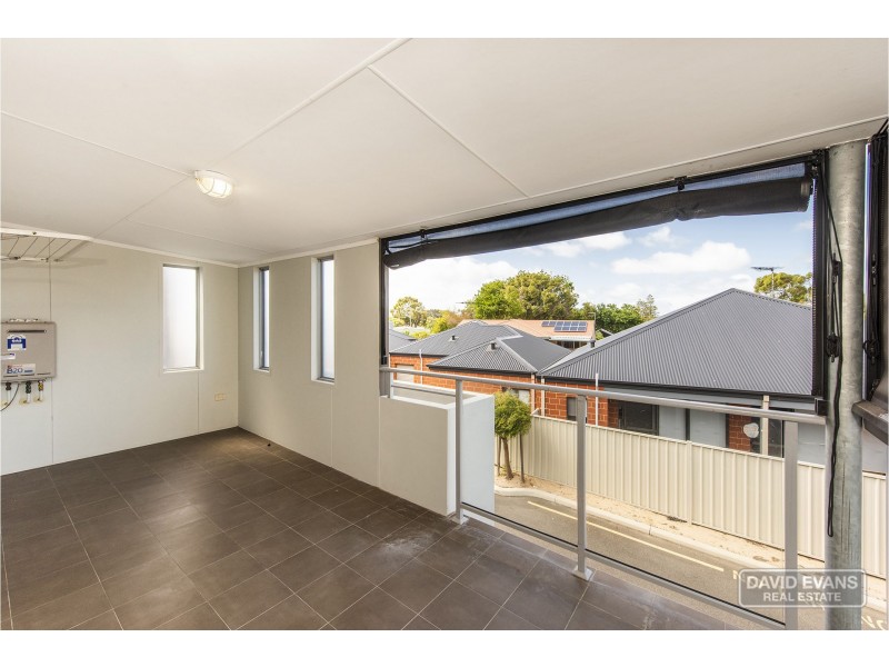 4/128 Safety Bay Road, Shoalwater WA 6169