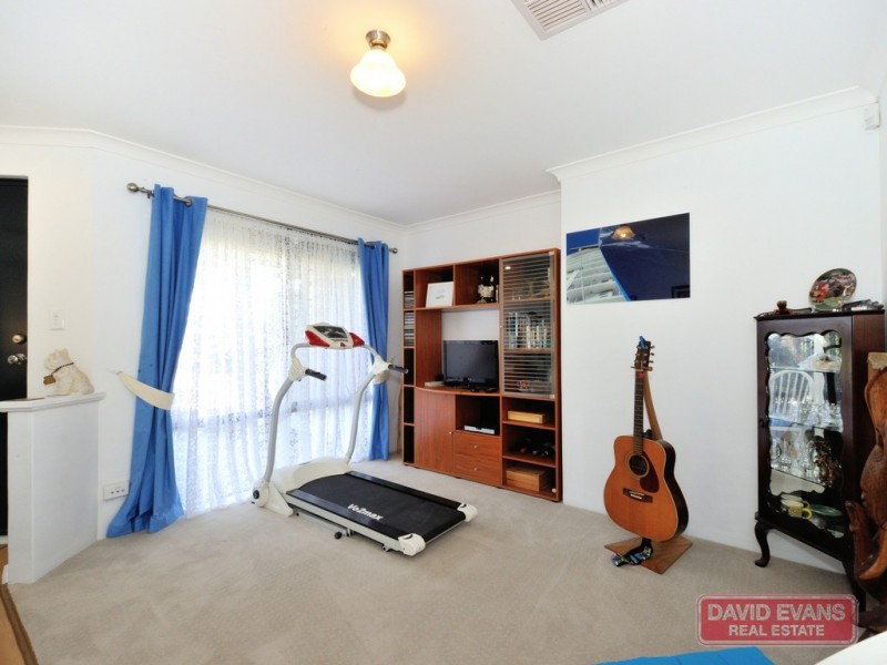 3 Freeling Road, Port Kennedy WA 6172