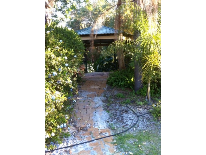 21 Chanlder Close, Wellard WA 6170