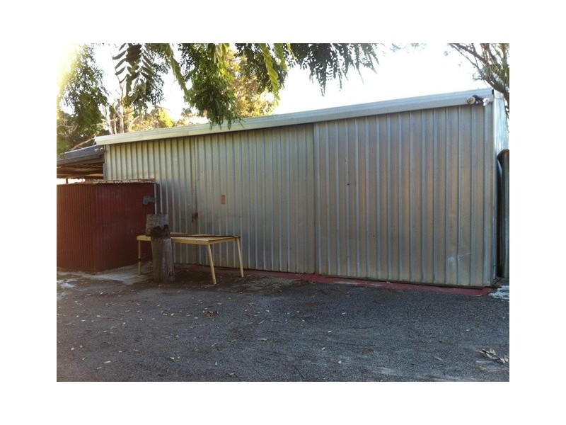 21 Chanlder Close, Wellard WA 6170