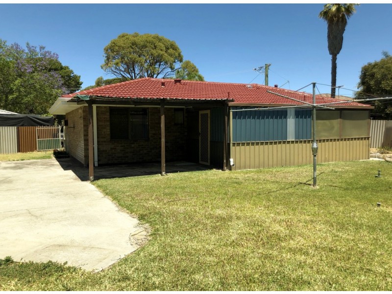 4 Migo Place, Rockingham WA 6168