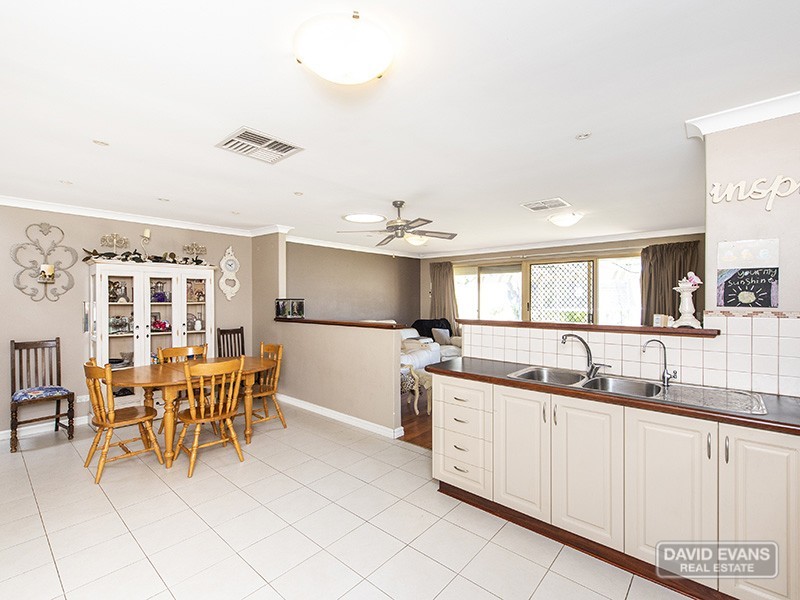 20 Conway Loop, Waikiki WA 6169