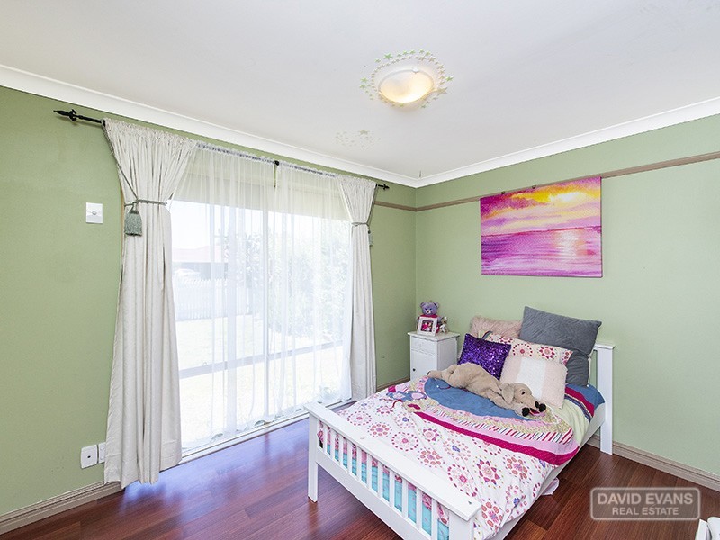 20 Conway Loop, Waikiki WA 6169