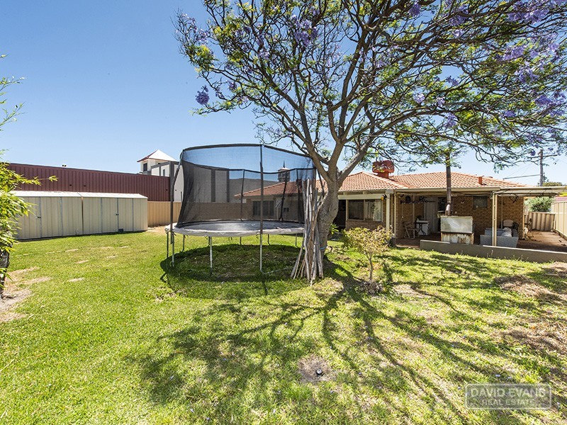 20 Conway Loop, Waikiki WA 6169