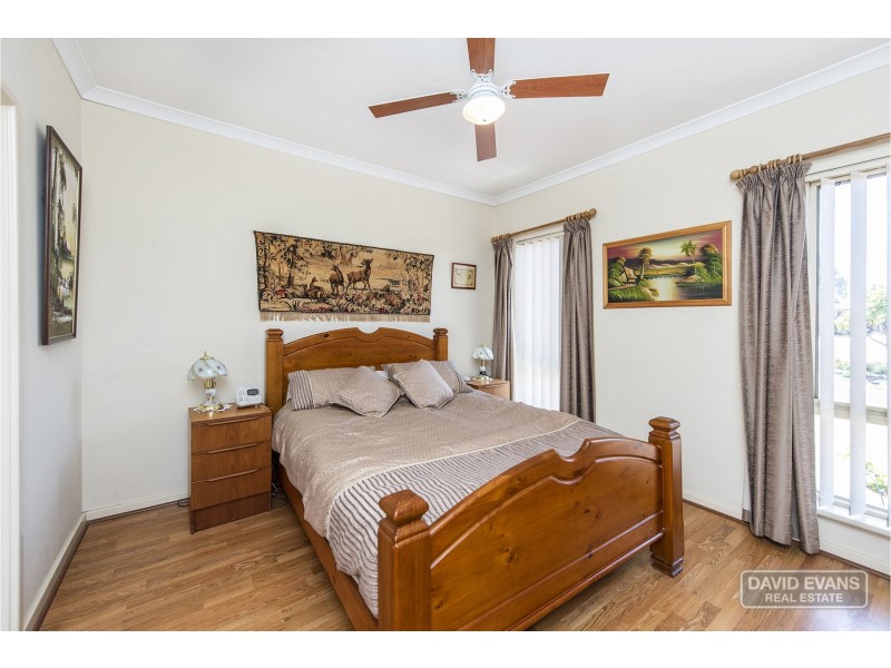 8/9 Bradbury St, Rockingham WA 6168