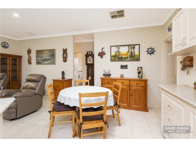 8/9 Bradbury St, Rockingham WA 6168