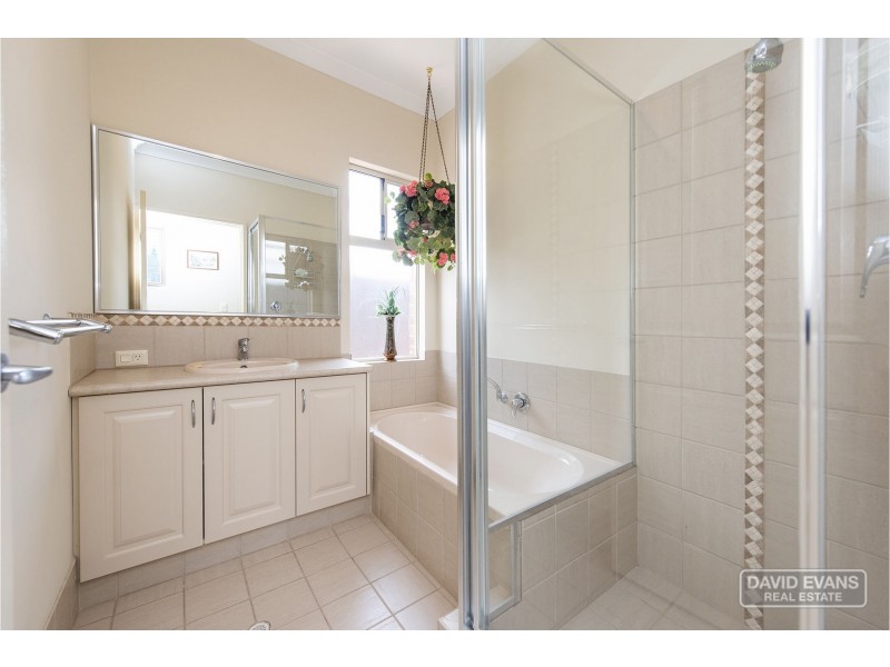 8/9 Bradbury St, Rockingham WA 6168