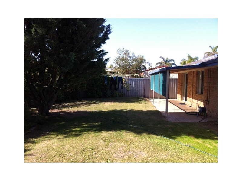 15 Elysee Court, Port Kennedy WA 6172