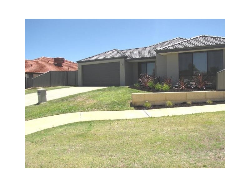 58 Kingaroy Drive “Baldivs Central”, Baldivis WA 6171