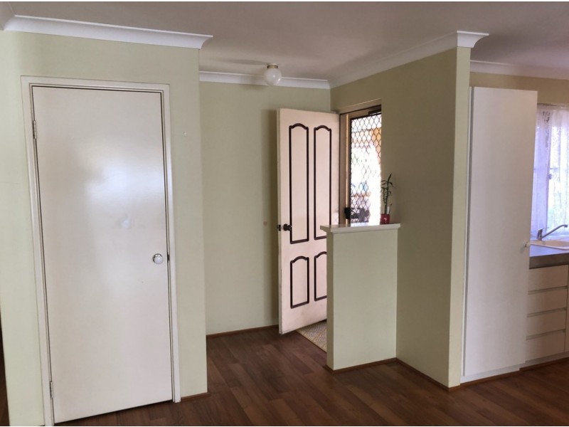 8/10 Eleanora Drive, Cooloongup WA 6168