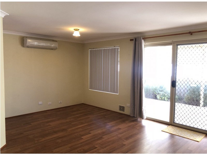 8/10 Eleanora Drive, Cooloongup WA 6168