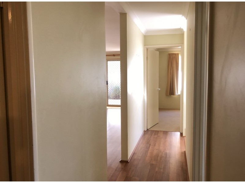 8/10 Eleanora Drive, Cooloongup WA 6168