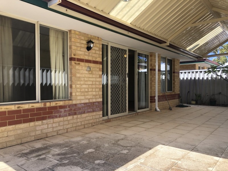 8/10 Eleanora Drive, Cooloongup WA 6168