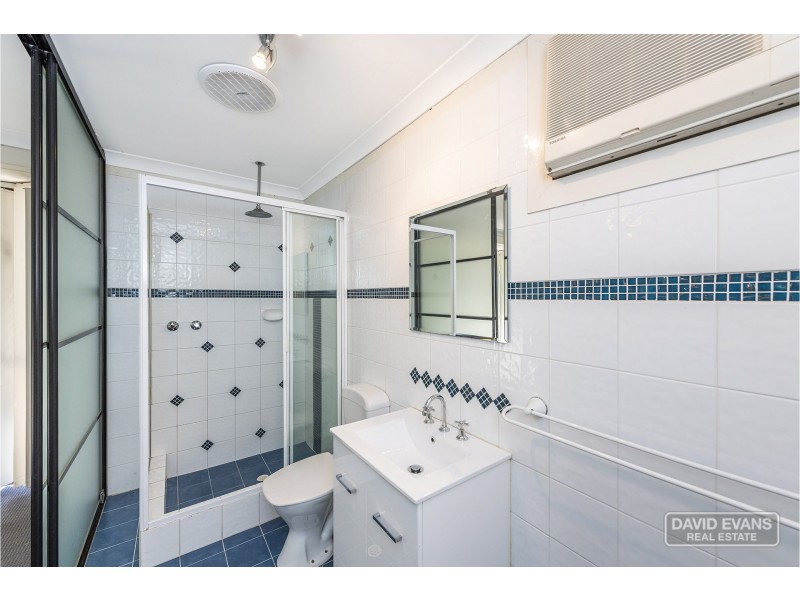 13 Moysey Court, Parmelia WA 6167