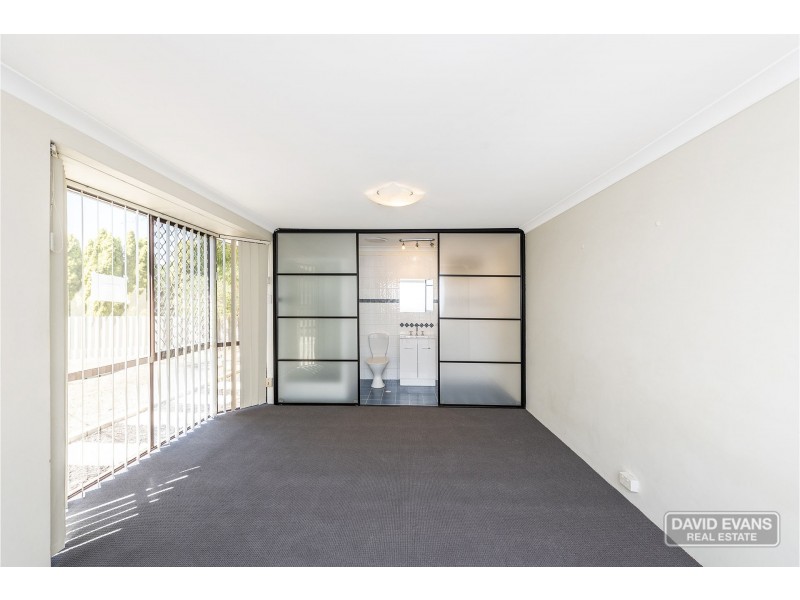 13 Moysey Court, Parmelia WA 6167
