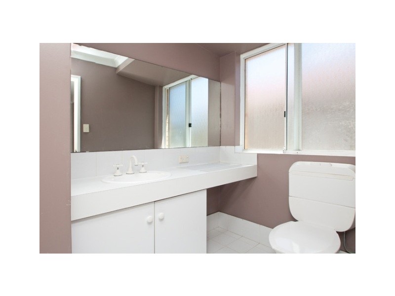 6 Kentia Close, Warnbro WA 6169