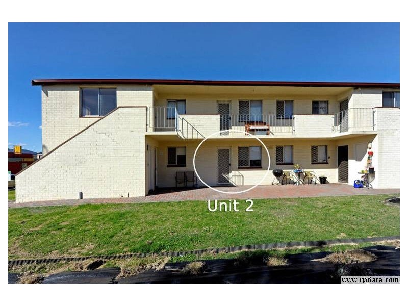 2/45 Parkin Street, Rockingham WA 6168