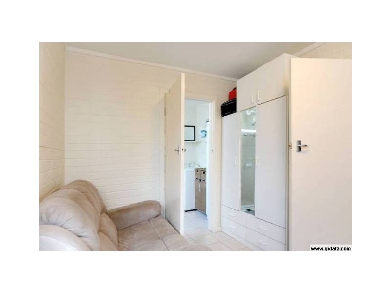 2/45 Parkin Street, Rockingham WA 6168