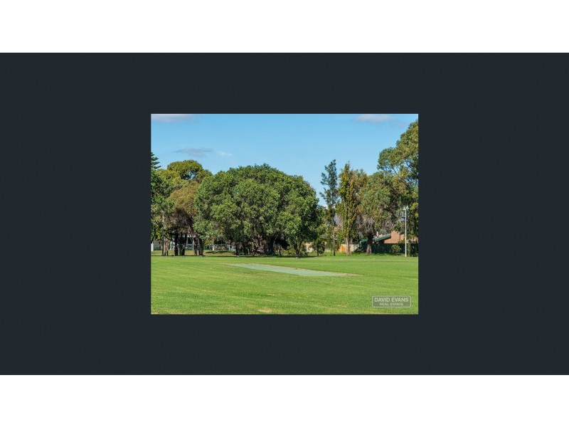 2 Centaurus Street, Rockingham WA 6168