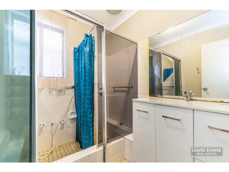 3 Malbeling Close, Hillman WA 6168