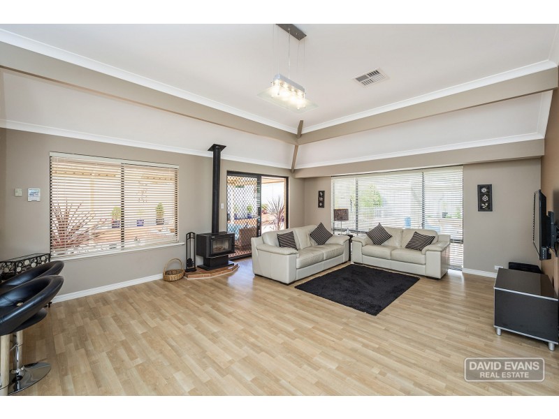 205 Fendam Street, Port Kennedy WA 6172