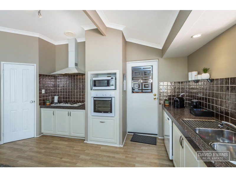 205 Fendam Street, Port Kennedy WA 6172