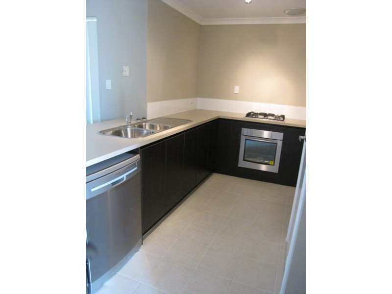 3/1 Cottonwood Parade, Baldivis WA 6171