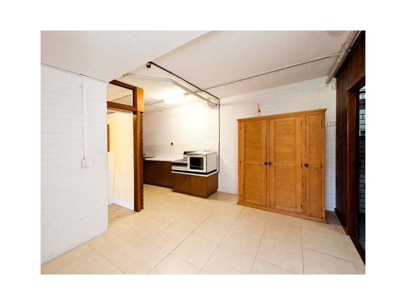 6 Chuchill Avenue, Shoalwater WA 6169