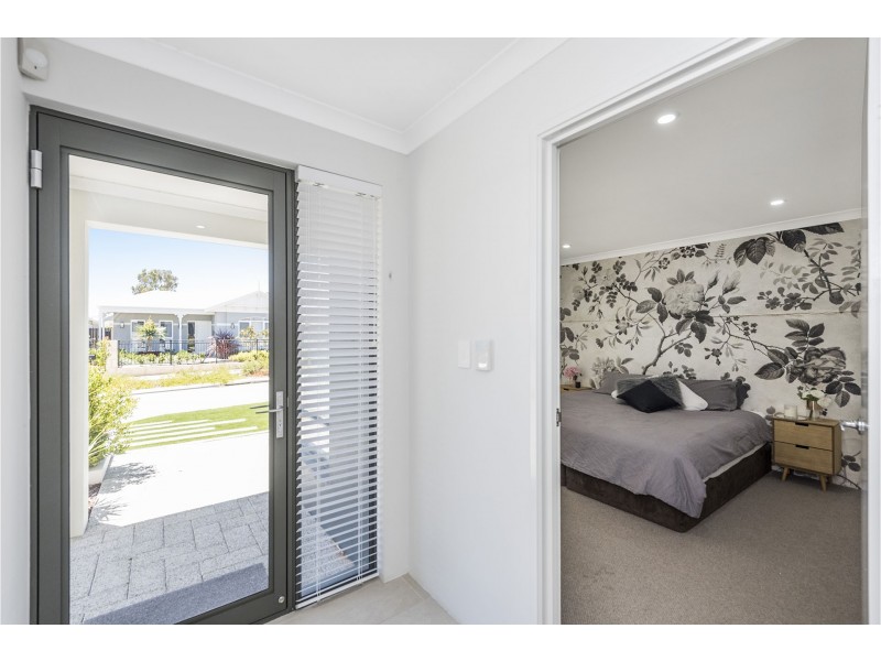 36 Kangaroo Avenue, Kwinana Town Centre WA 6167